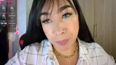 Snapshot of leahtemptation chatting on 05-15-26, 10:50 leah online show from 05-15-26, 10:50