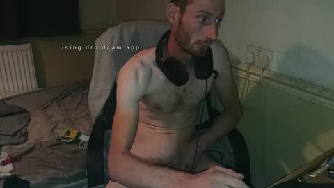 Snapshot of leaky1992 chatting on 10-17-25, 05:59 Leaky online show from 10-17-25, 05:59