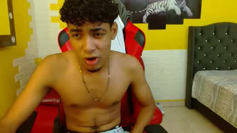 leam_1 online show from 11-24-25, 09:36