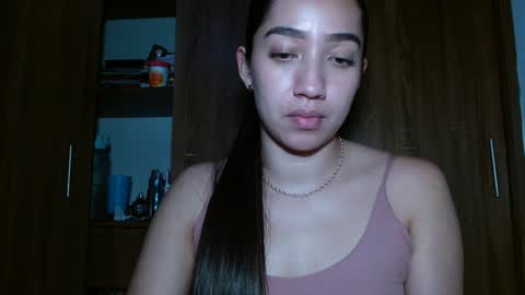 Snapshot of leanaalhub chatting on 12-19-24, 04:56 leanaalhub online show from 12-19-24, 04:56