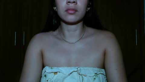 Snapshot of leanaalhub chatting on 12-22-24, 06:06 leanaalhub online show from 12-22-24, 06:06