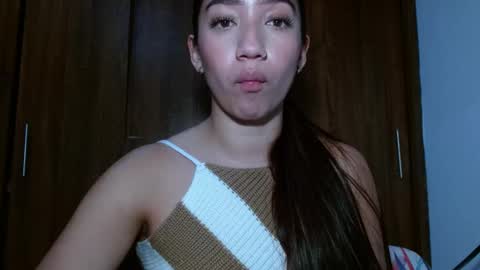 Snapshot of leanaalhub chatting on 03-02-25, 03:45 leanaalhub online show from 03-02-25, 03:45