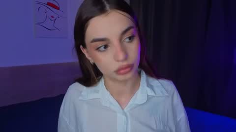 Sophie online show from 06-15-26, 07:16