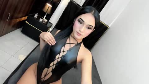 leannaloove online show from 09-20-25, 04:19