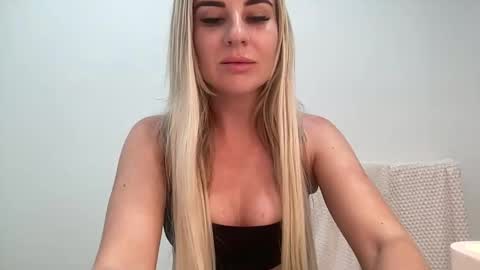 Leanna online show from 01-30-25, 10:29