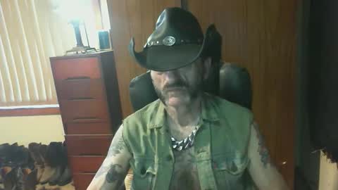 leathergreaser online show from 03-05-26, 09:11