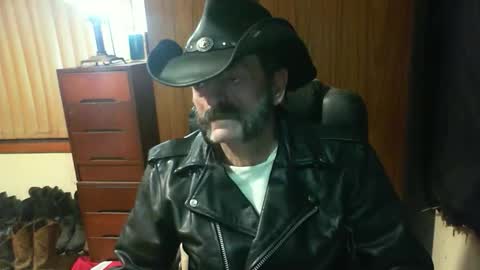 leathergreaser online show from 06-08-26, 07:03