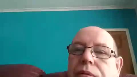 leatherpants68 online show from 10-09-25, 07:28