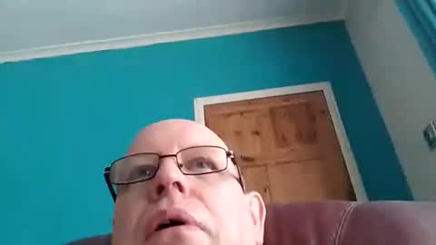 Snapshot of leatherpants68 chatting on 05-30-26, 05:32 leatherpants68 online show from 05-30-26, 05:32