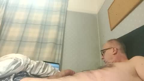 lechertachatte4444 online show from 01-08-25, 12:28