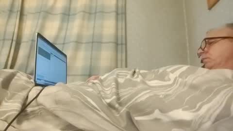 lechertachatte4444 online show from 01-26-25, 11:50