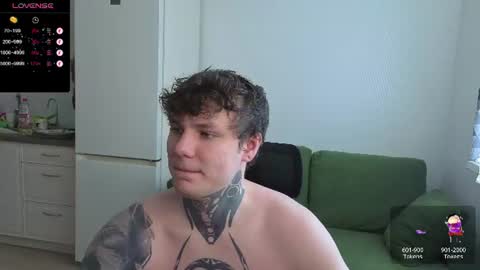 Snapshot of lechery_boy chatting on 06-19-26, 11:03 Lechery boy online show from 06-19-26, 11:03