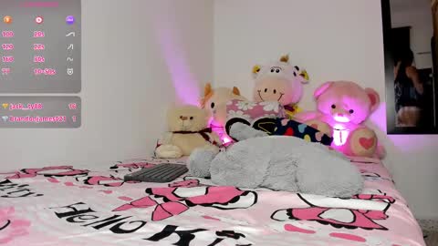 Ashley online show from 02-25-25, 03:49