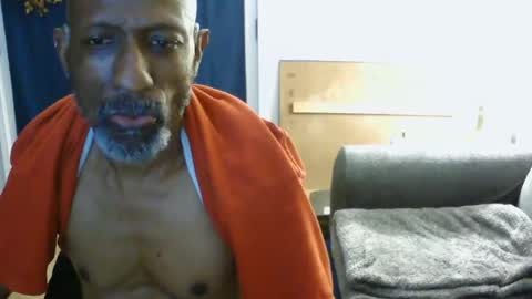 Ebony DeafGuy online show from 08-01-26, 08:24