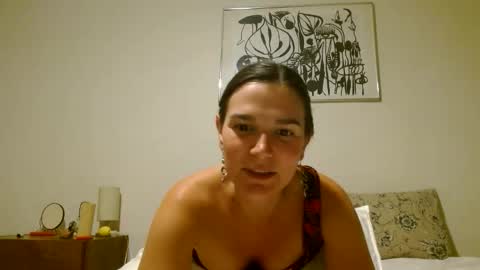 Snapshot of leelaluna chatting on 06-05-26, 03:24 leela luna online show from 06-05-26, 03:24