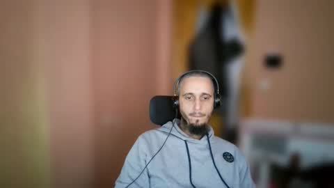 lefrenchiies online show from 01-12-26, 02:00