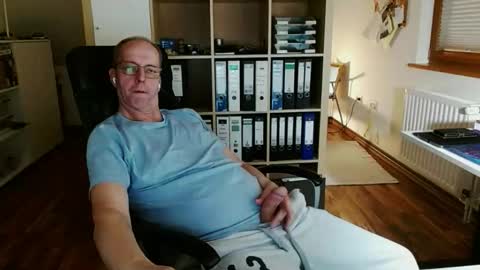 Dave online show from 04-10-26, 10:58