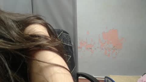 Liya online show from 12-04-25, 05:32