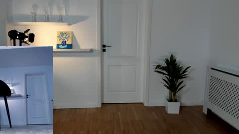 Snapshot of legswattitude chatting on 12-07-24, 02:24 Elle online show from 12-07-24, 02:24