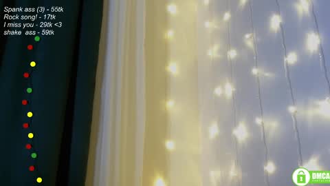 Snapshot of leia_bell chatting on 03-02-25, 09:22 hey Im Leia and I love rock  online show from 03-02-25, 09:22
