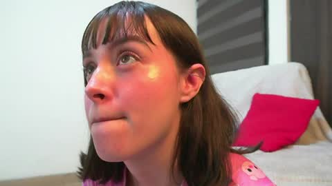 Leah online show from 06-05-26, 12:39