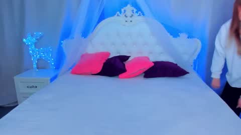 Snapshot of leiawow chatting on 01-03-25, 02:40 leiawow online show from 01-03-25, 02:40