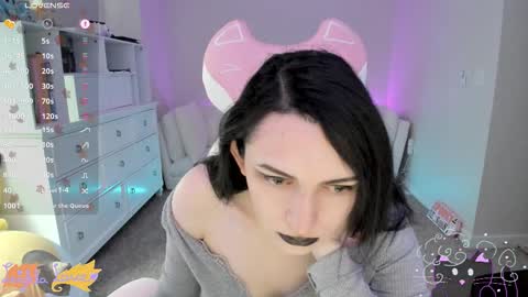 Leighla online show from 10-23-25, 11:35