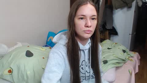 leila_bambi online show from 01-15-25, 08:05