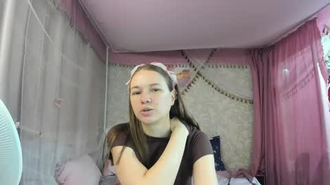 leila_bambi_ online show from 04-02-26, 05:43