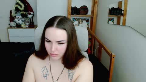 Leila online show from 01-22-25, 11:01