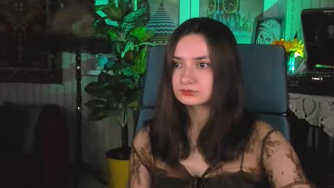LeilaMurphy online show from 03-11-25, 05:16