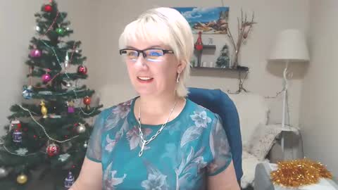 Leila Kinky online show from 12-21-24, 06:52