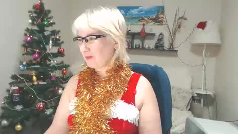 Leila Kinky online show from 12-26-24, 05:04