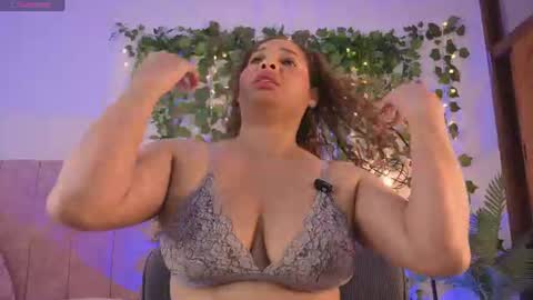 Snapshot of leilapom chatting on 06-28-26, 02:45 leilapom online show from 06-28-26, 02:45