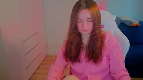 Lelia online show from 10-06-25, 12:24