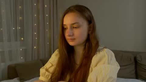 Snapshot of lelia_vibe chatting on 04-14-26, 07:42 Lelia online show from 04-14-26, 07:42