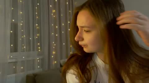 Lelia online show from 04-30-26, 12:17