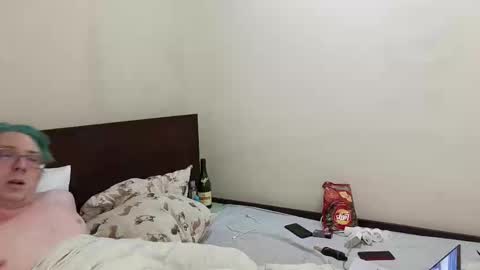 lemauwu online show from 12-01-25, 06:35