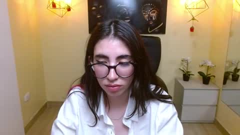 Snapshot of lena_roses chatting on 02-28-25, 10:17 Lena online show from 02-28-25, 10:17