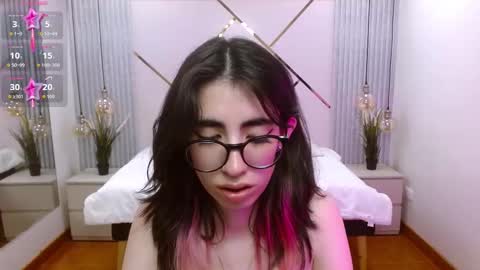 Lena online show from 11-06-25, 01:23