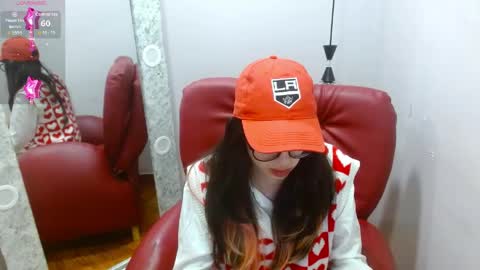 Snapshot of lena_roses chatting on 04-15-26, 09:04 Lena online show from 04-15-26, 09:04
