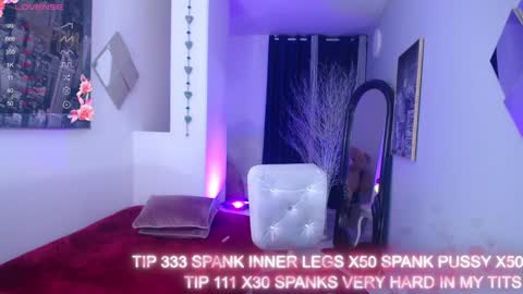 Snapshot of lena_w2 chatting on 02-01-25, 11:27 Lena LOOK MY AMAZON LIST ON MY BIO online show from 02-01-25, 11:27