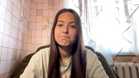 Snapshot of lenniepennachio chatting on 04-22-26, 01:45 Hellomy name is Natalyits my first day here nice to meet you Give me 50 thumbs ups online show from 04-22-26, 01:45