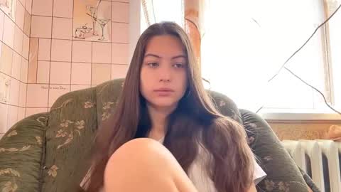 Snapshot of lenniepennachio chatting on 04-29-26, 04:49 Hellomy name is Natalyits my first day here nice to meet you Give me 50 thumbs ups online show from 04-29-26, 04:49