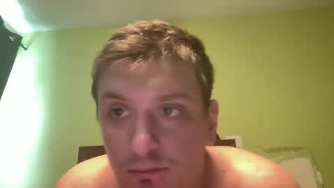 Snapshot of lennyhenny2024 chatting on 02-12-25, 05:58 lenny online show from 02-12-25, 05:58