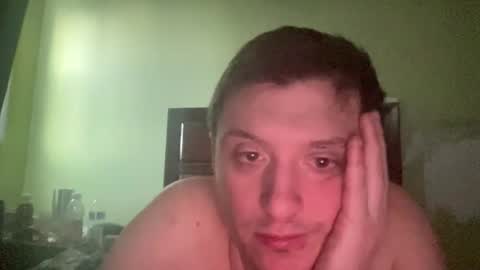 Snapshot of lennyhenny2024 chatting on 02-19-25, 12:11 lenny online show from 02-19-25, 12:11