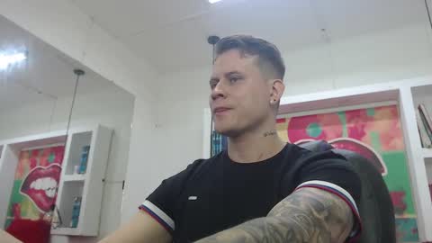 Yesid online show from 02-17-25, 01:10