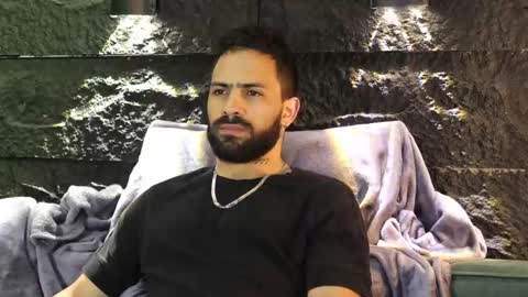 Leo  Diaz online show from 10-23-25, 01:27