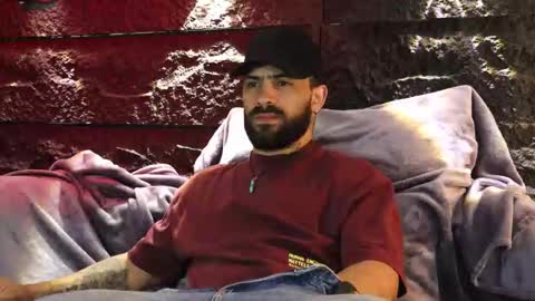 Leo  Diaz online show from 10-24-25, 05:59