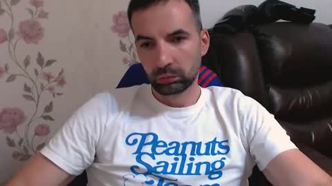 Snapshot of leo_gianni chatting on 06-11-26, 12:14 Leo Gianni online show from 06-11-26, 12:14